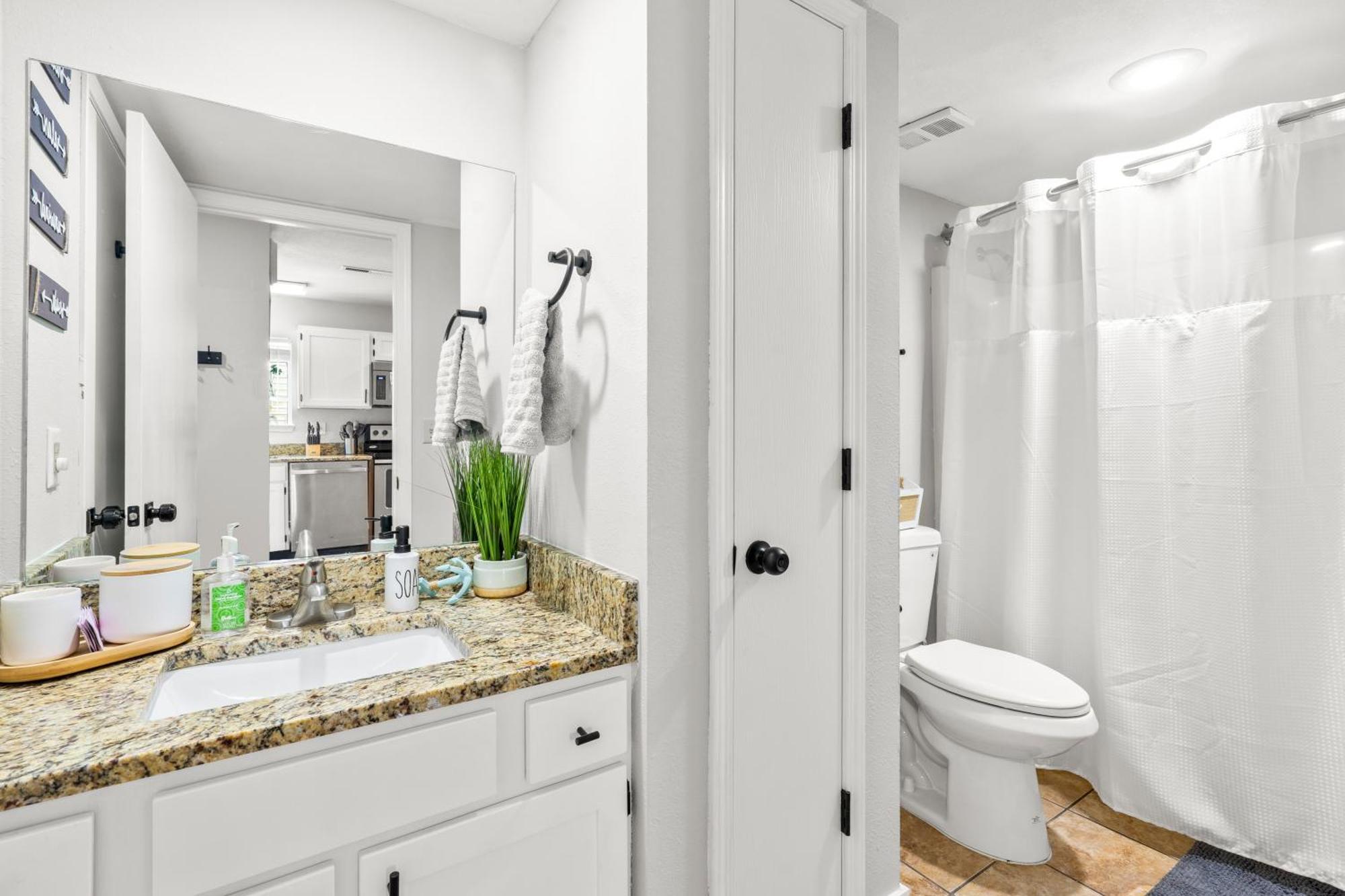 Walk-In, No Stairs Condo, Pets Welcome, 4 Mins To Silver Dollar City, 14 Mins To Ball Park Of America, Amazing Ozark Mountian Views Branson Exterior photo