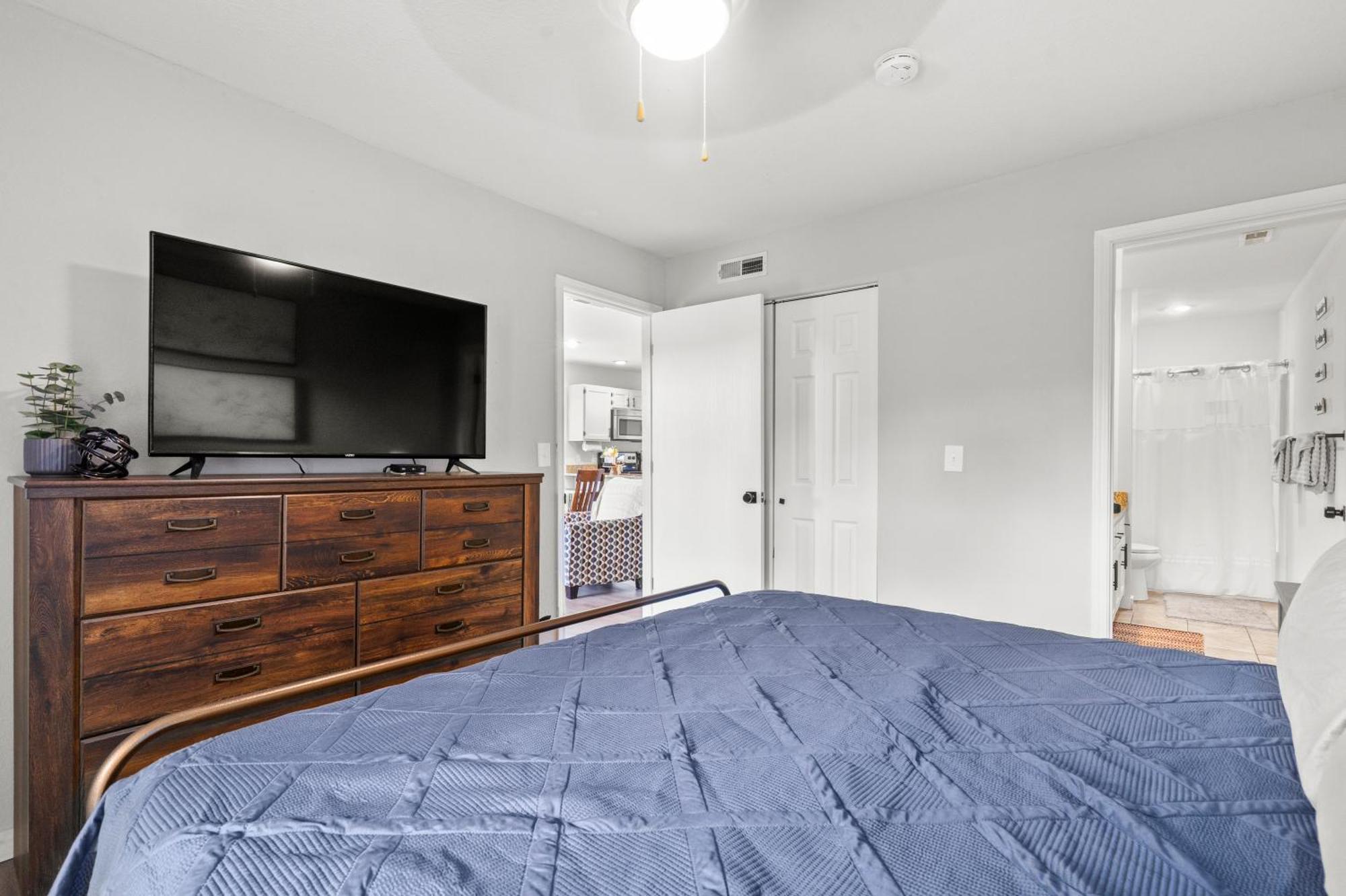 Walk-In, No Stairs Condo, Pets Welcome, 4 Mins To Silver Dollar City, 14 Mins To Ball Park Of America, Amazing Ozark Mountian Views Branson Exterior photo