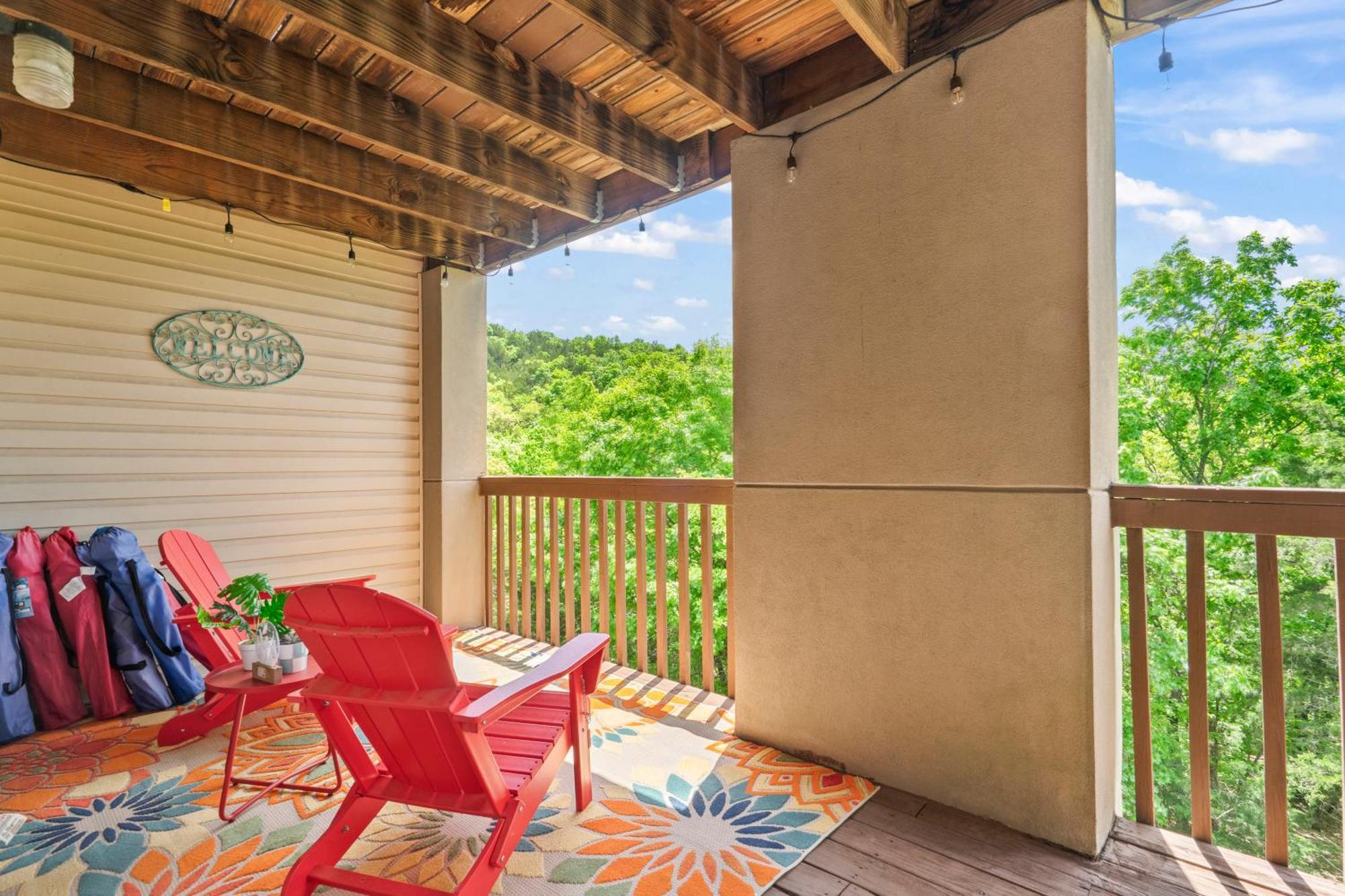 Walk-In, No Stairs Condo, Pets Welcome, 4 Mins To Silver Dollar City, 14 Mins To Ball Park Of America, Amazing Ozark Mountian Views Branson Exterior photo
